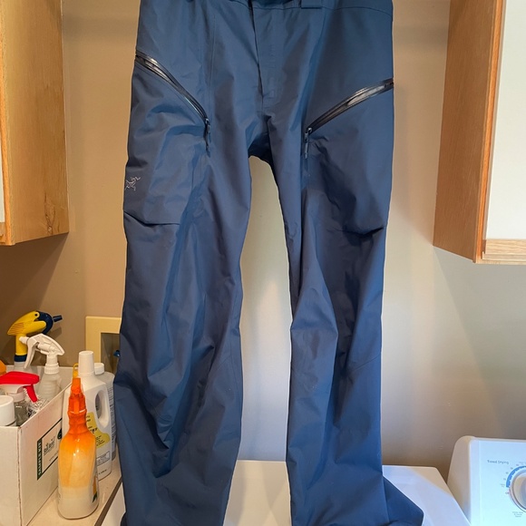 Arc’teryx Mens Sabre Pants, XL, Color Blue Moon, in Excellent Condition - Picture 2 of 8